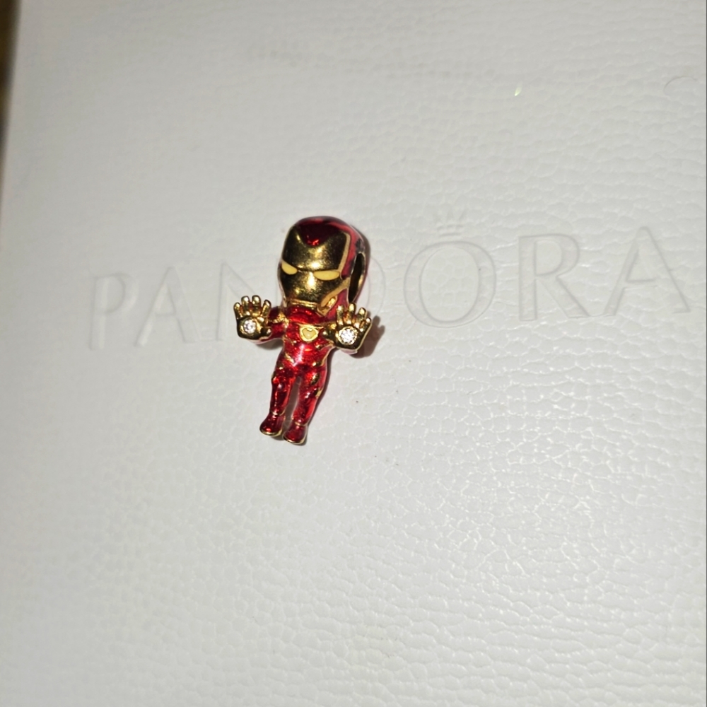 Pandora "Marvel Iron Man" Charm